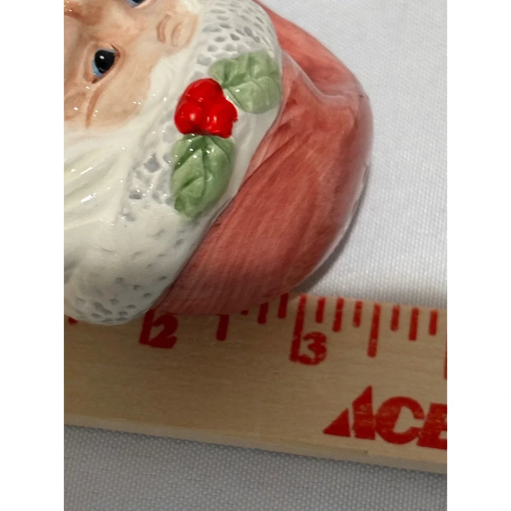 Vintage 1997 Ceramic Santa‎ Claus Salt and Pepper Shaker Set Christmas Retro